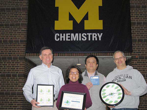 Chemistry Undergrad Teaching lab group with sustainable lab certificate